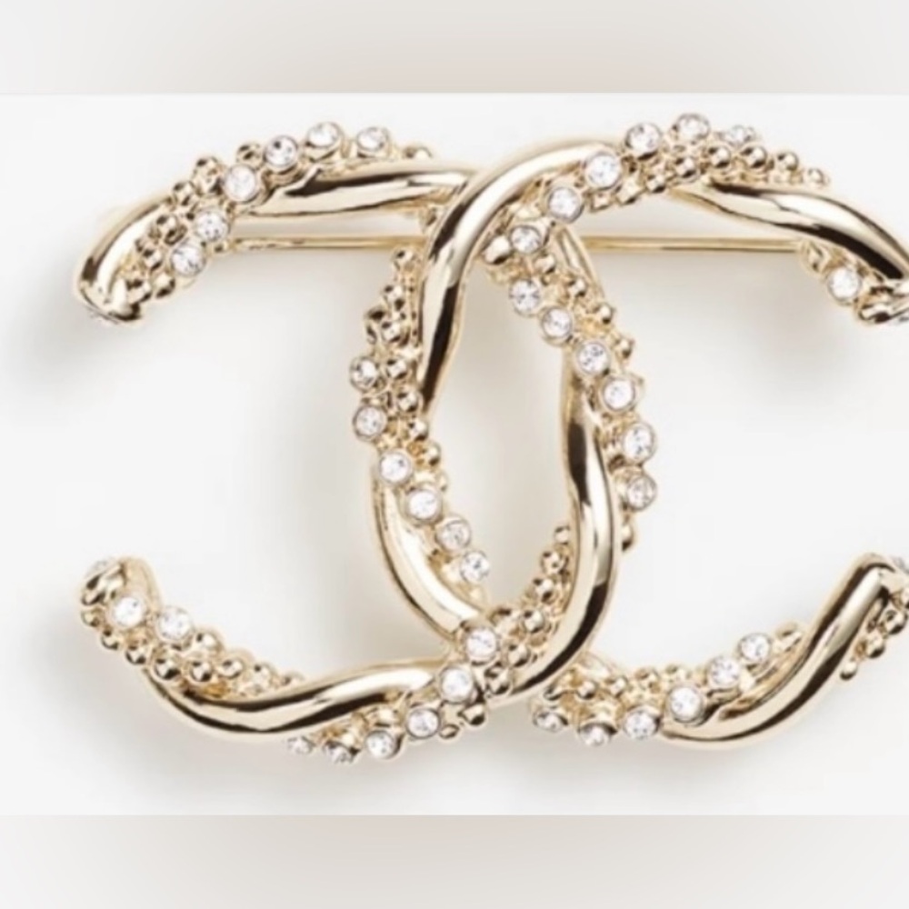 Brand New! Chanel Brooch LGHW